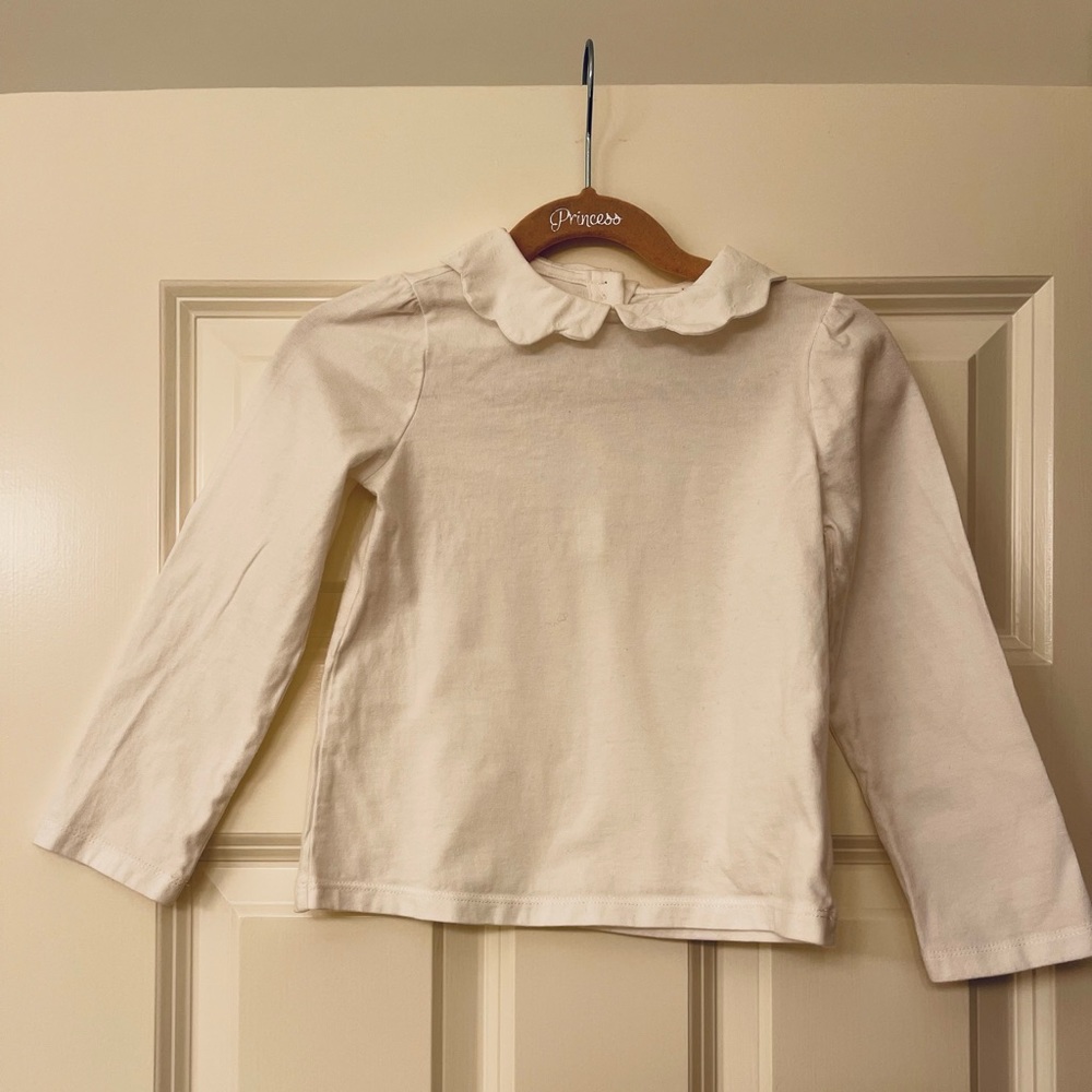 VGUC Peter Pan Collar Top